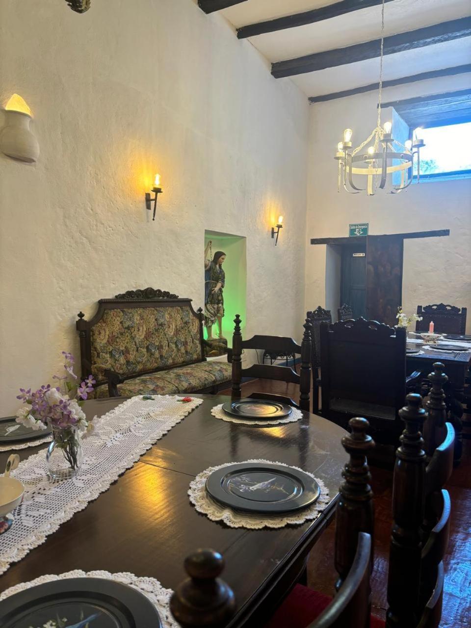 Puembo Hotel Boutique Casa De Hacienda Su Merced מראה חיצוני תמונה
