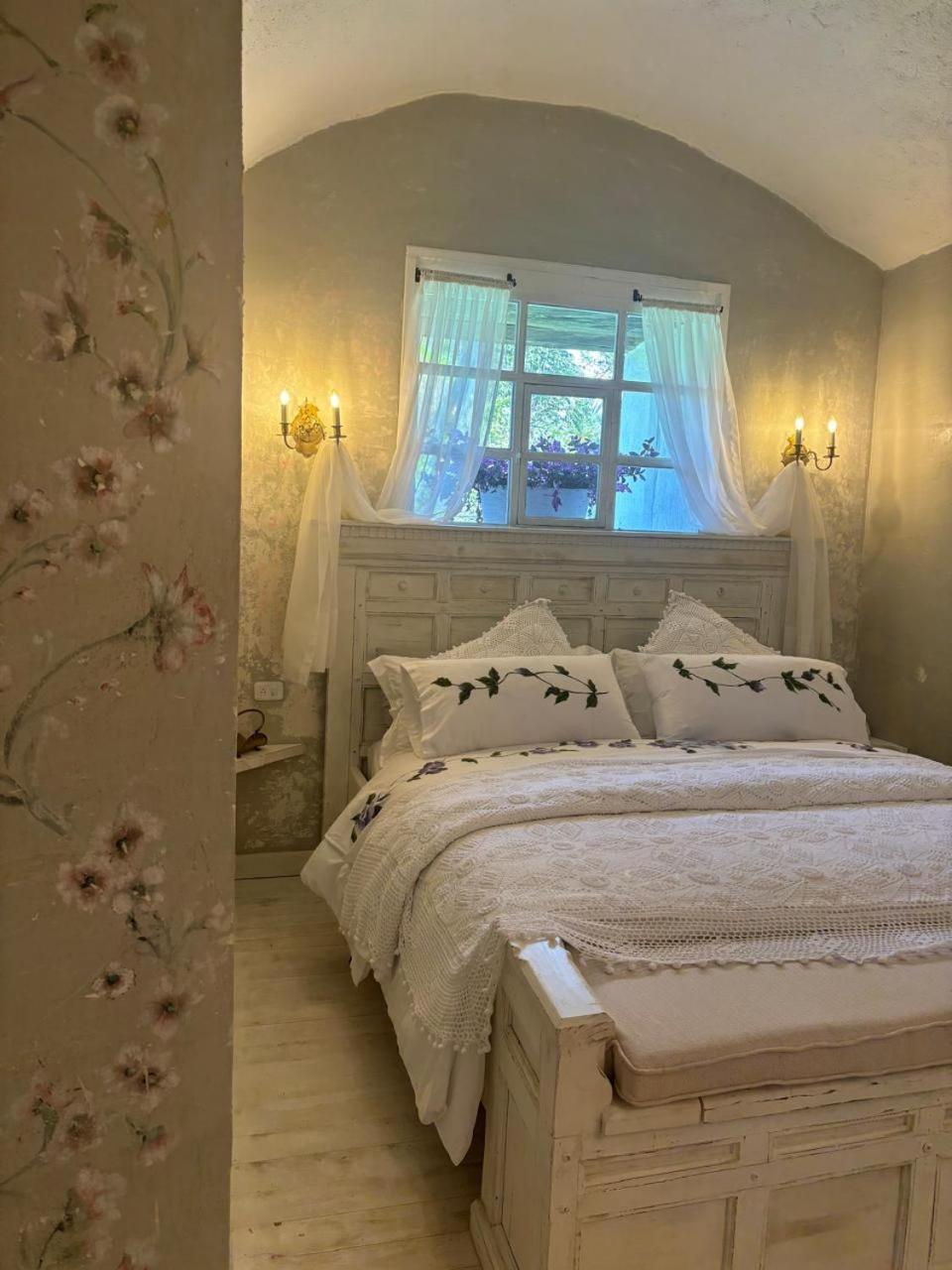 Puembo Hotel Boutique Casa De Hacienda Su Merced מראה חיצוני תמונה