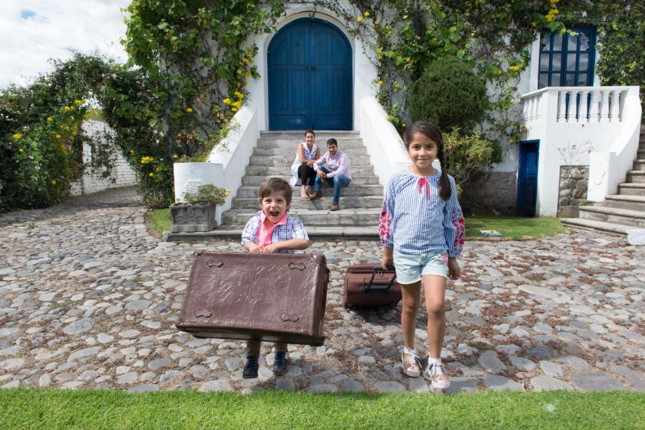 Puembo Hotel Boutique Casa De Hacienda Su Merced מראה חיצוני תמונה
